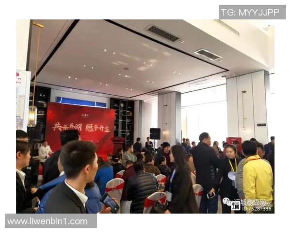 足球明星携手深圳地产市场出售豪宅引发购房热潮